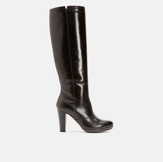 Picture of HIGH HEELED LEATHER BOOTS