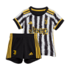 Picture of Juventus 23/24 Infants Home Kit