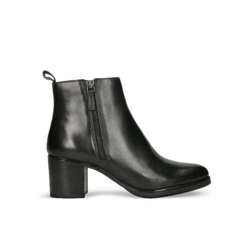 Picture of Block Heel Leather Ankle Boots