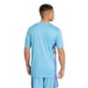 Picture of Train Essentials Seasonal Colourblock T-Shirt