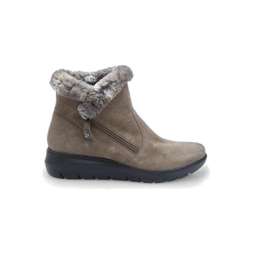 Picture of Suede Boots with Shearling Lining