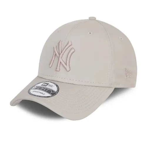 Picture of New York Yankees Essential 9FORTY Cap