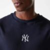 Picture of MLB League Essential New York Yankees Oversized T-Shirt