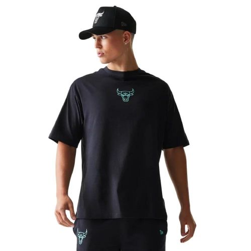 Picture of Chicago Bulls NBA League Essential Oversized T-Shirt