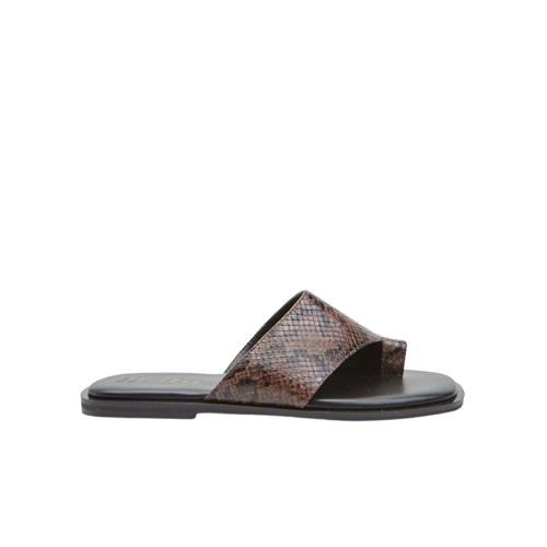 Picture of Flat Sandal With Animal Print