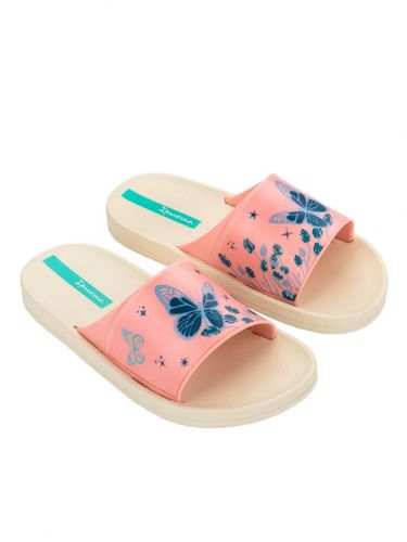 Picture of Girls Join Slides
