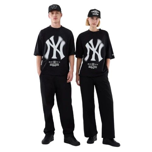 Picture of New York Yankees MLB Graphic Boxy Black T-Shirt