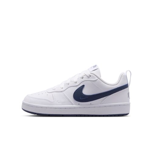 Picture of Court Borough Low Younger Shoes